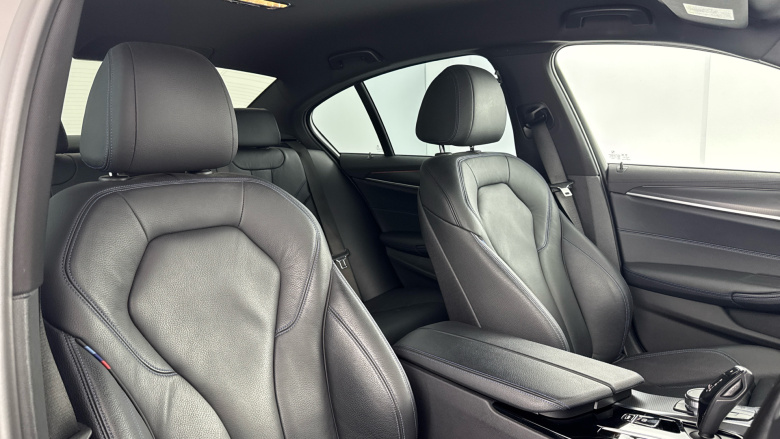 BMW 5 Series 520d MHT M Sport 4dr Step Auto Diesel Saloon